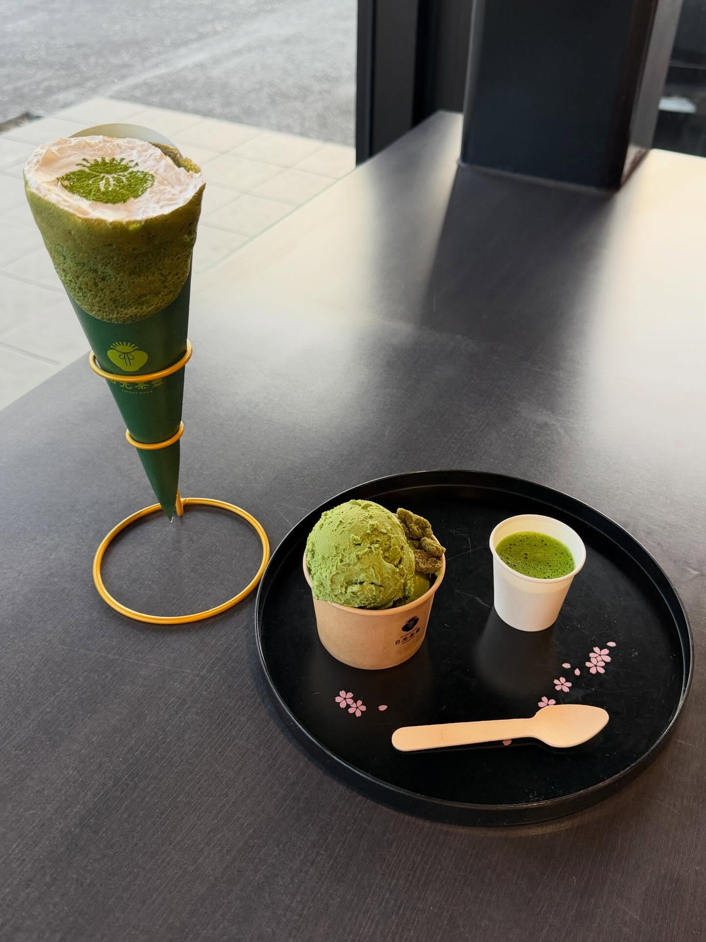 ติ๊ก - กัญญารัตน์ จิรรัชชกิจ