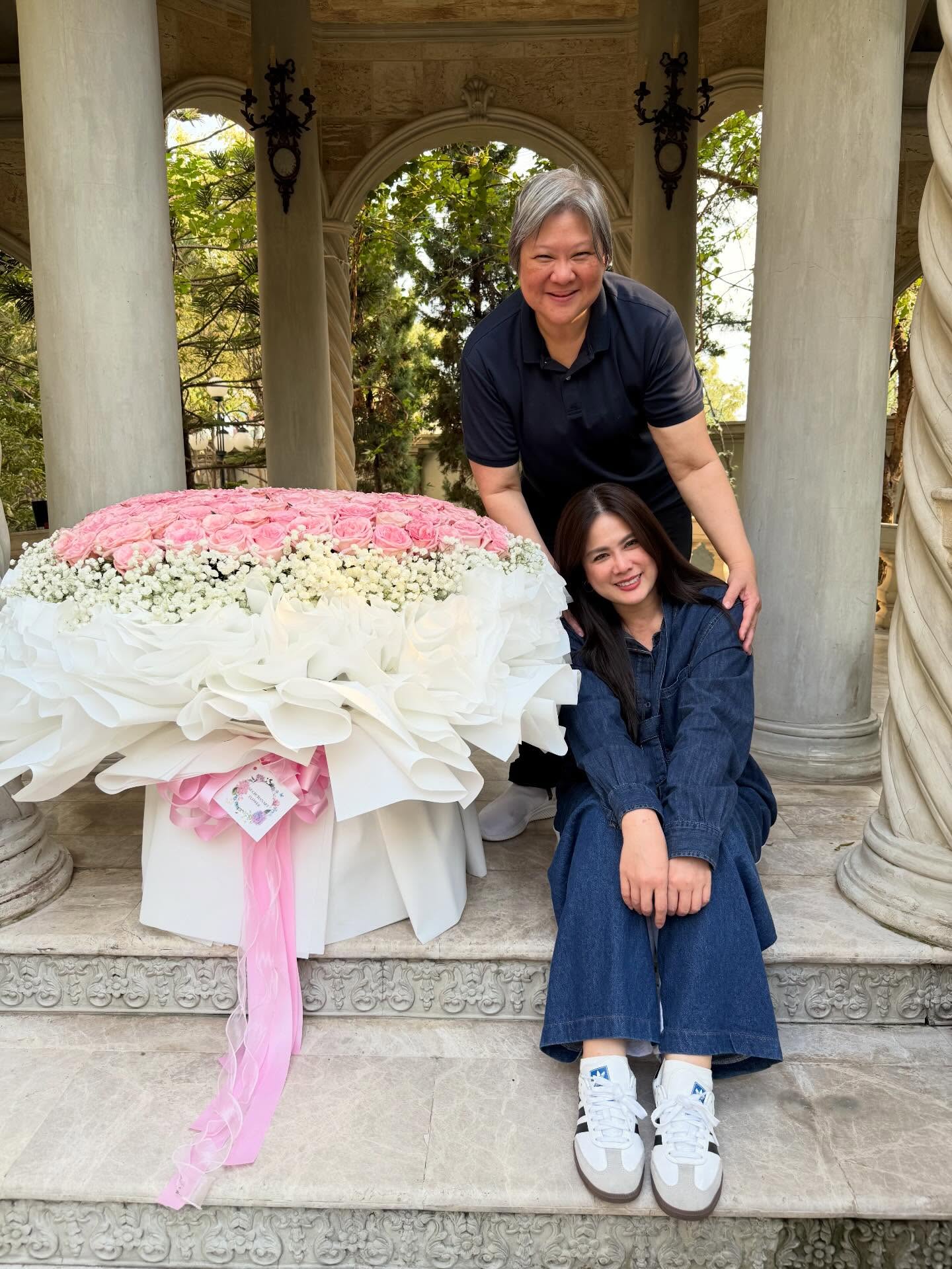 ติ๊ก - กัญญารัตน์ จิรรัชชกิจ