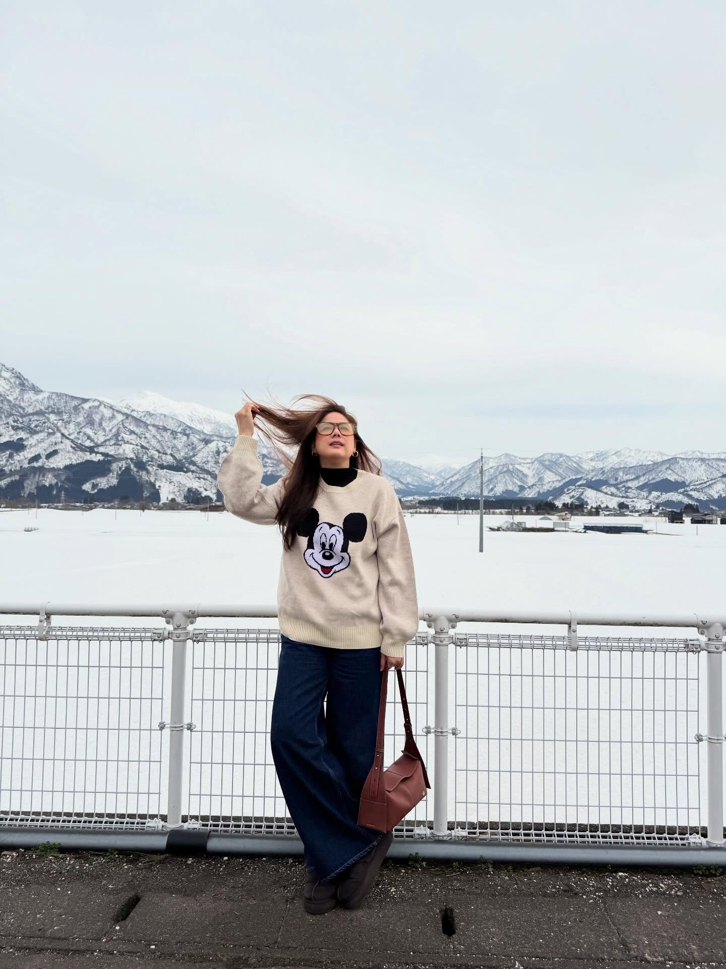 ติ๊ก - กัญญารัตน์ จิรรัชชกิจ