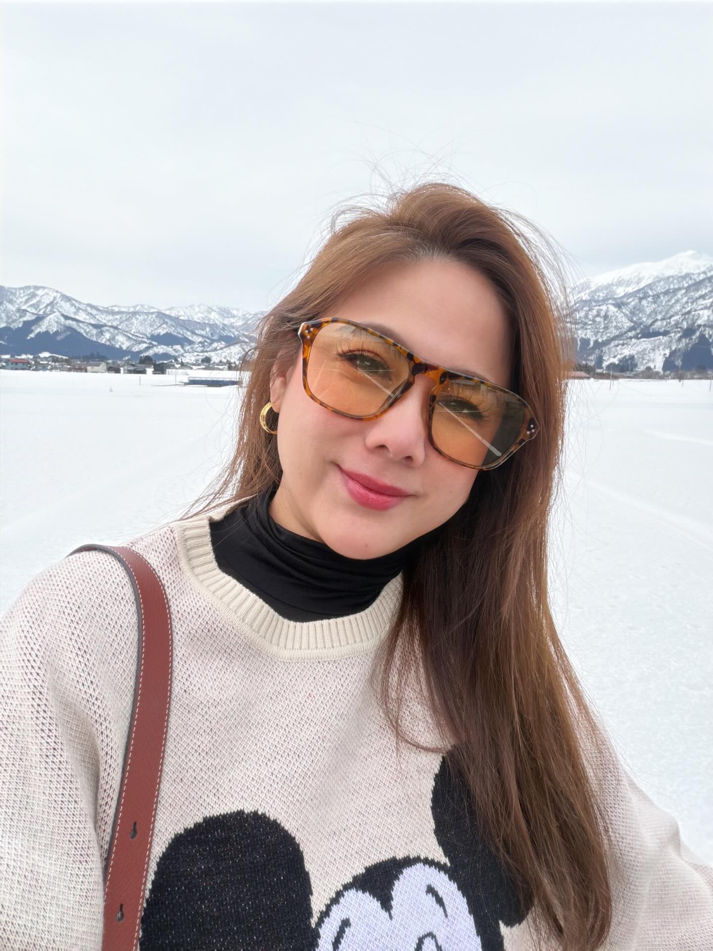 ติ๊ก - กัญญารัตน์ จิรรัชชกิจ