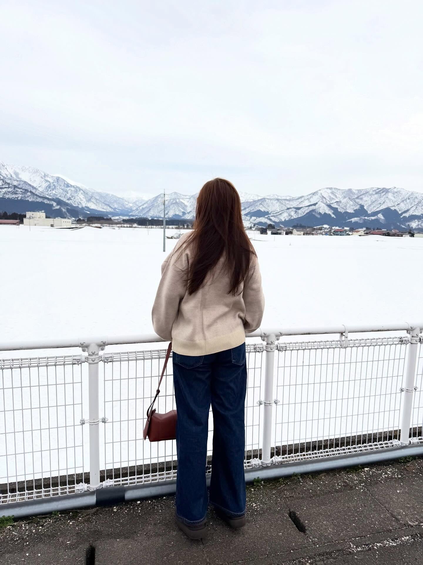 ติ๊ก - กัญญารัตน์ จิรรัชชกิจ