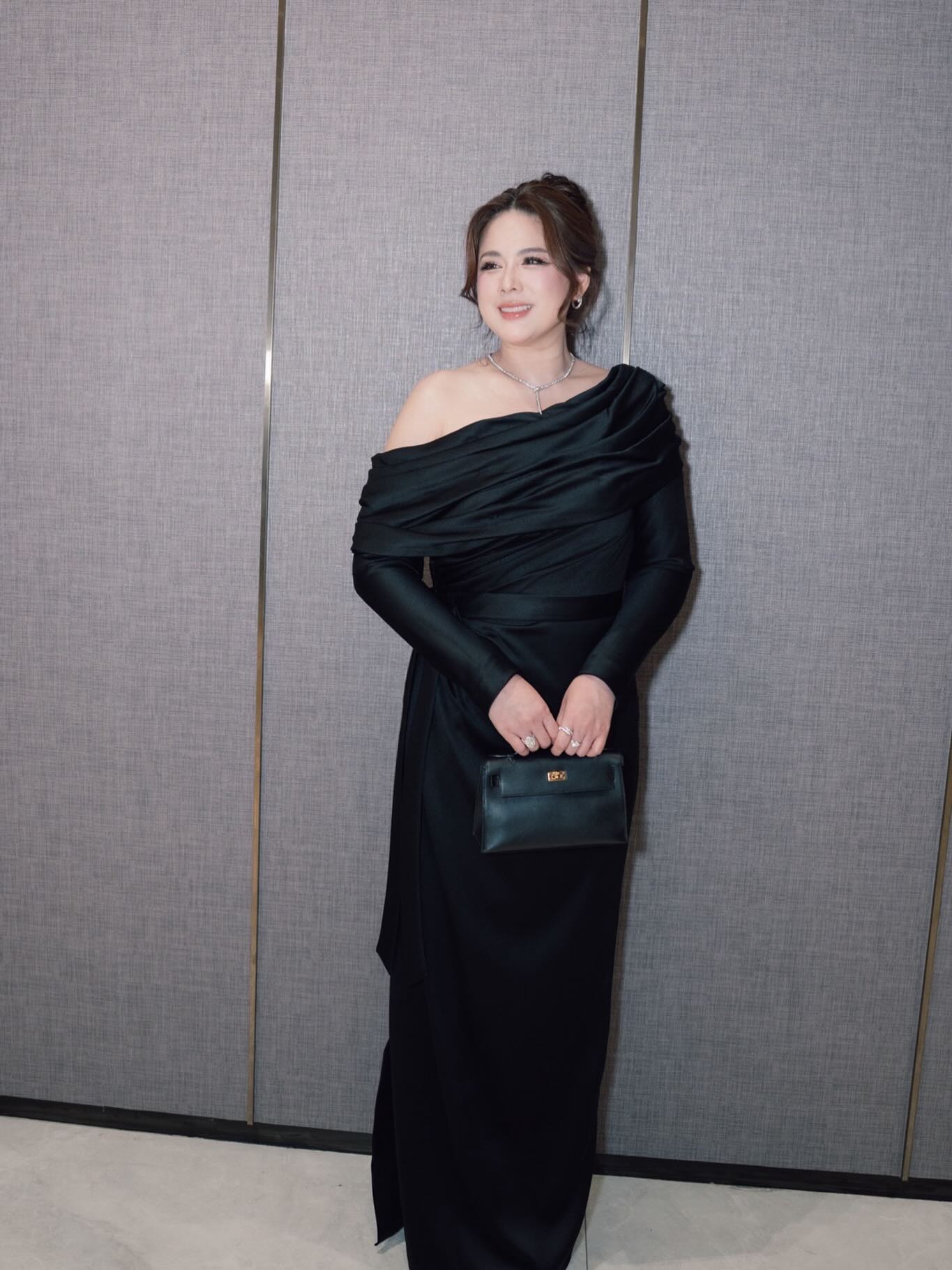 ติ๊ก - กัญญารัตน์ จิรรัชชกิจ