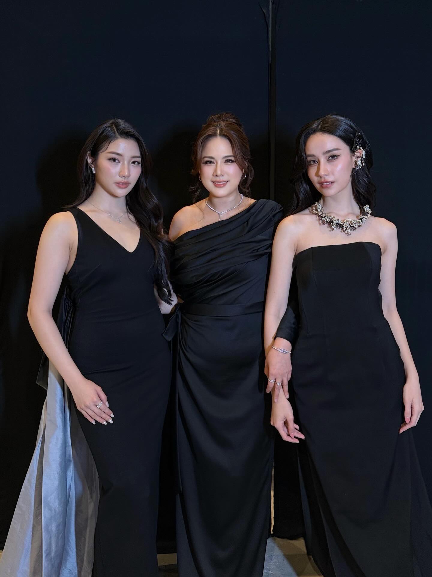 ติ๊ก - กัญญารัตน์ จิรรัชชกิจ