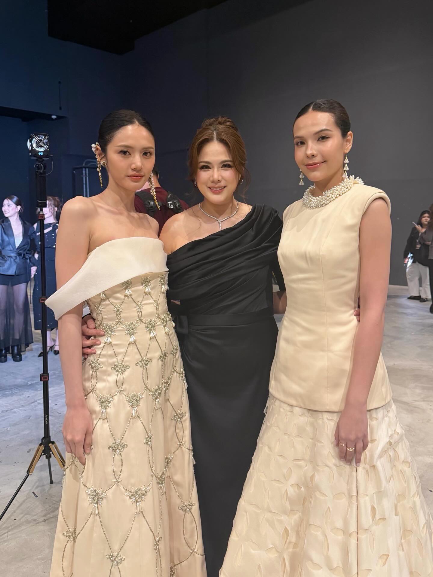 ติ๊ก - กัญญารัตน์ จิรรัชชกิจ