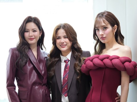 ติ๊ก - กัญญารัตน์ จิรรัชชกิจ