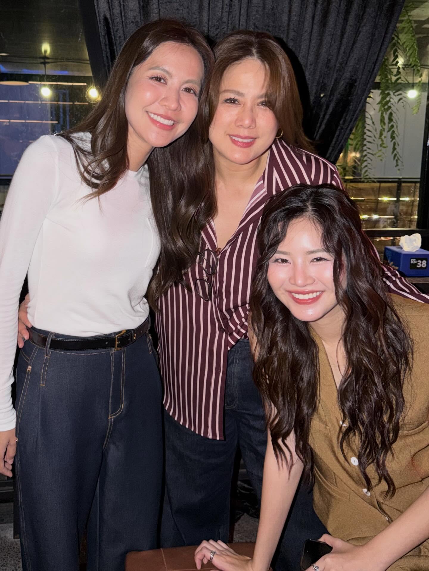 ติ๊ก - กัญญารัตน์ จิรรัชชกิจ