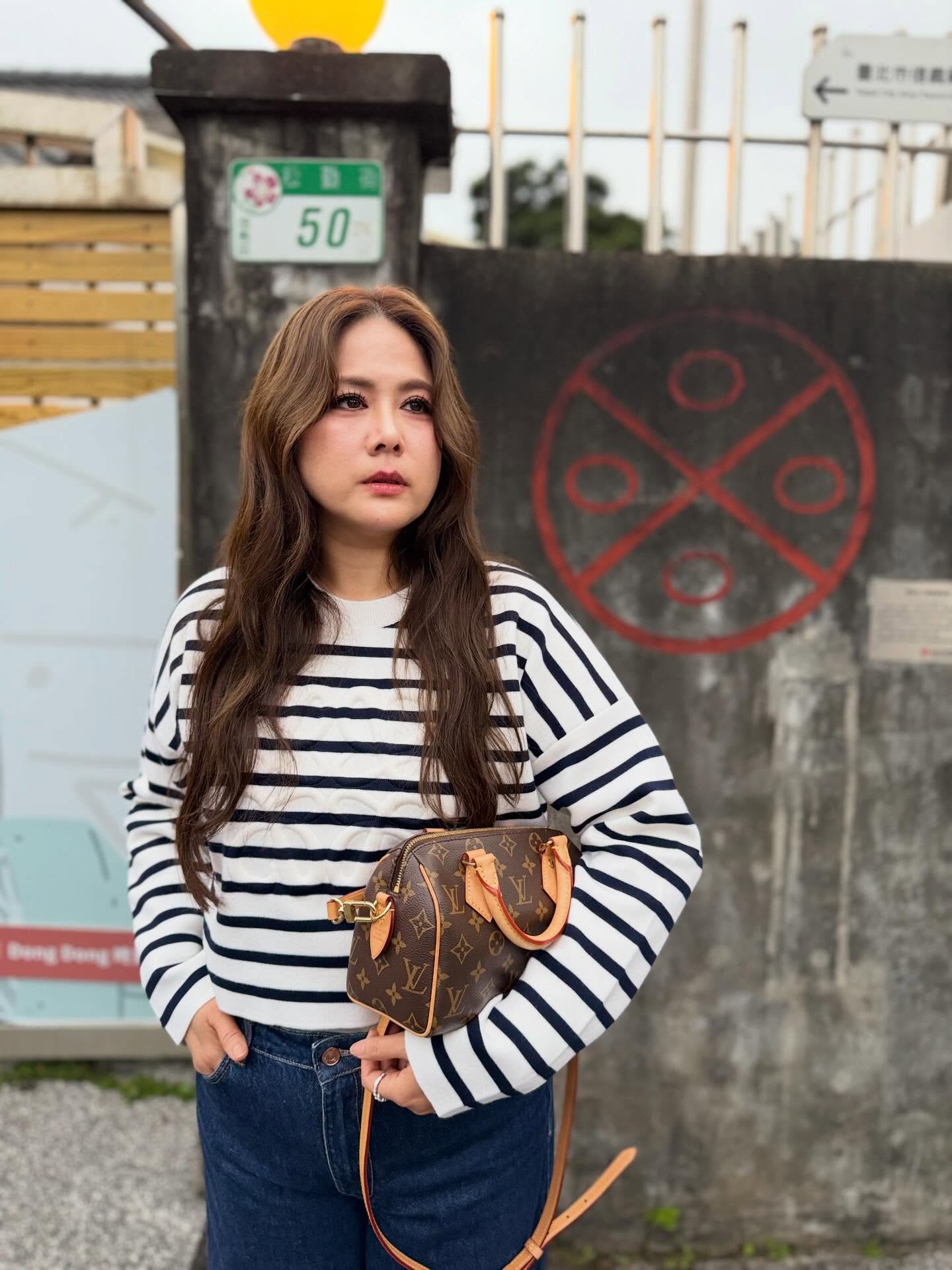 ติ๊ก - กัญญารัตน์ จิรรัชชกิจ