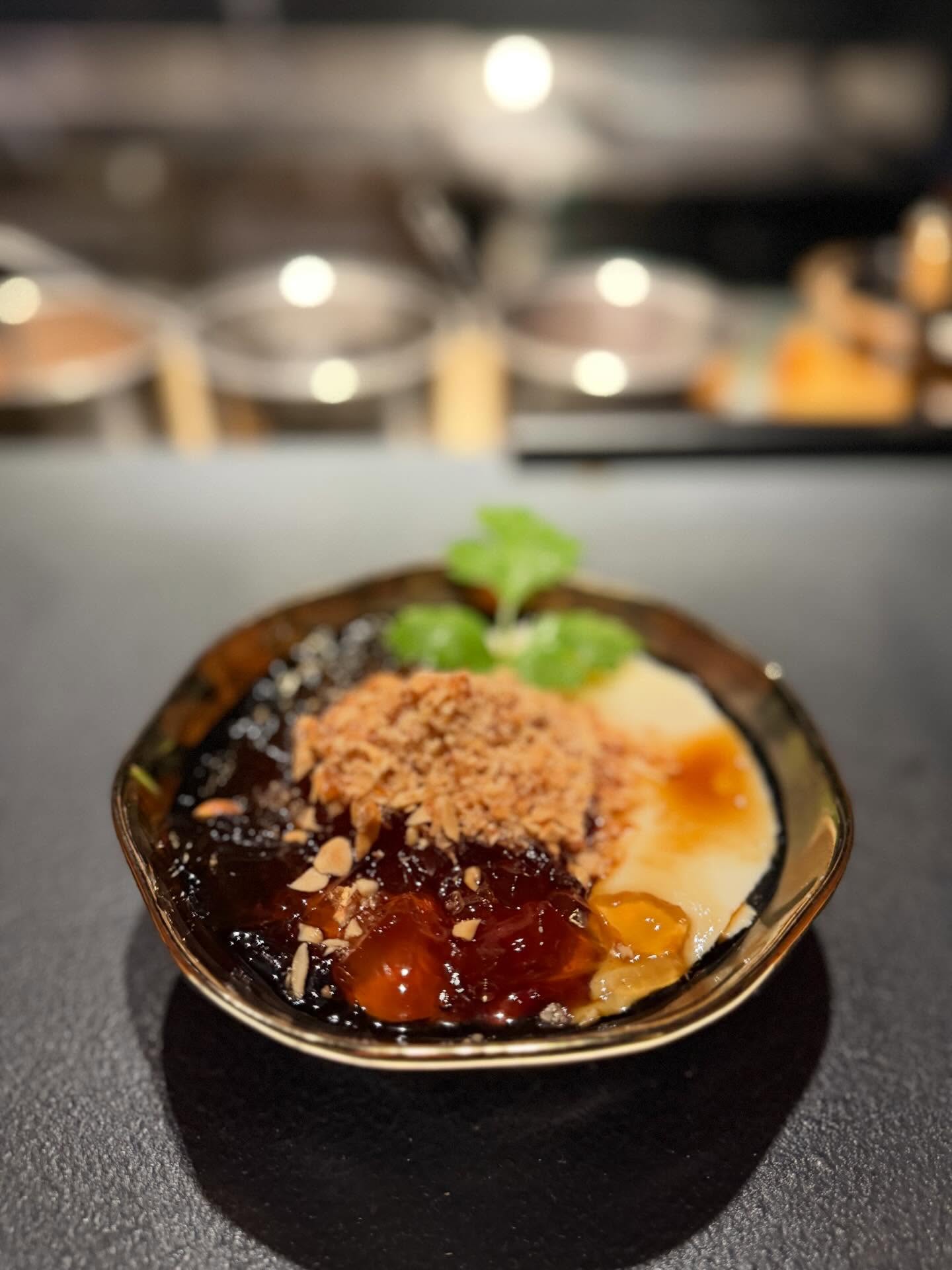 ติ๊ก - กัญญารัตน์ จิรรัชชกิจ