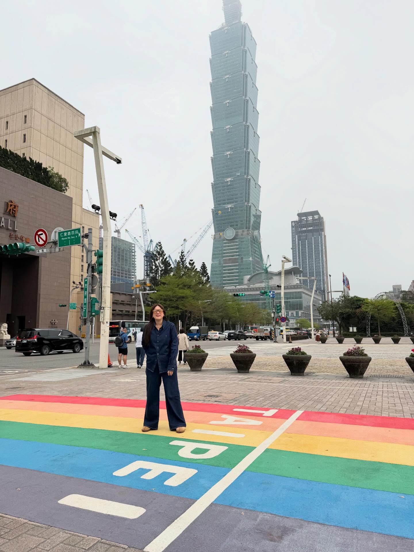 ติ๊ก - กัญญารัตน์ จิรรัชชกิจ