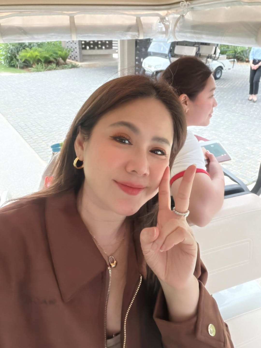 ติ๊ก - กัญญารัตน์ จิรรัชชกิจ