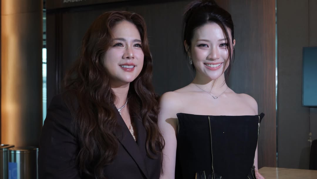 ติ๊ก - กัญญารัตน์ จิรรัชชกิจ