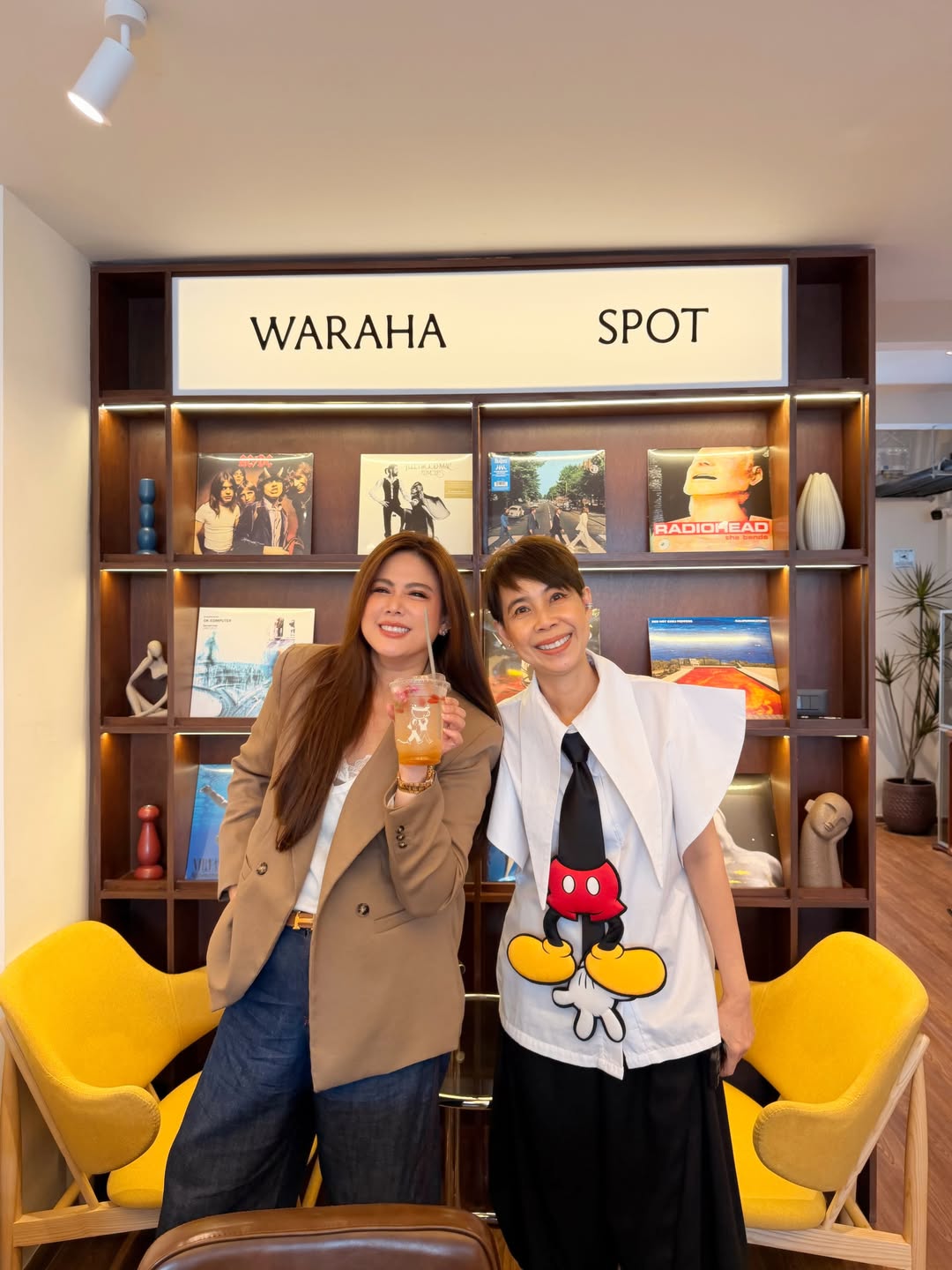 ติ๊ก - กัญญารัตน์ จิรรัชชกิจ