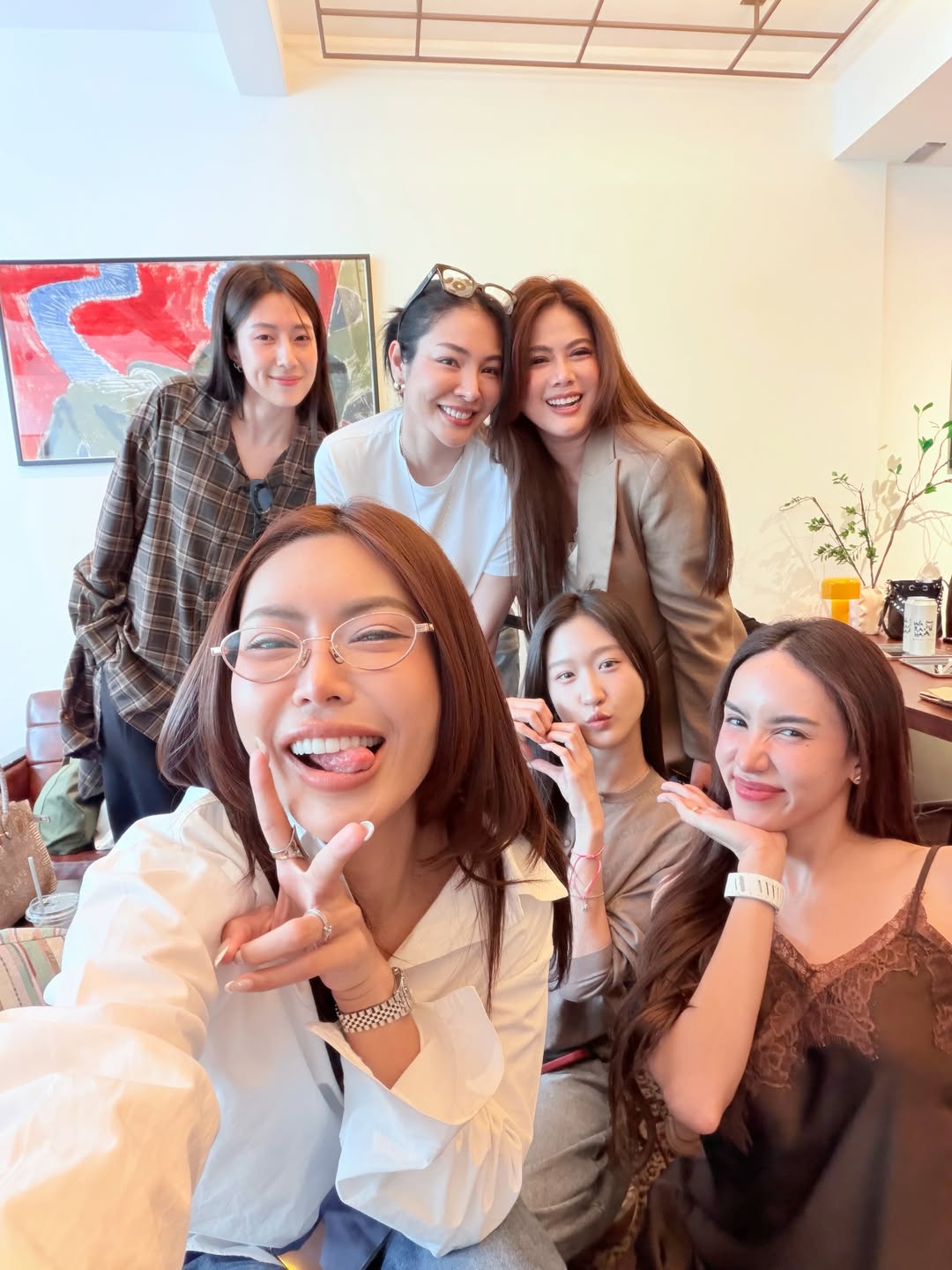 ติ๊ก - กัญญารัตน์ จิรรัชชกิจ