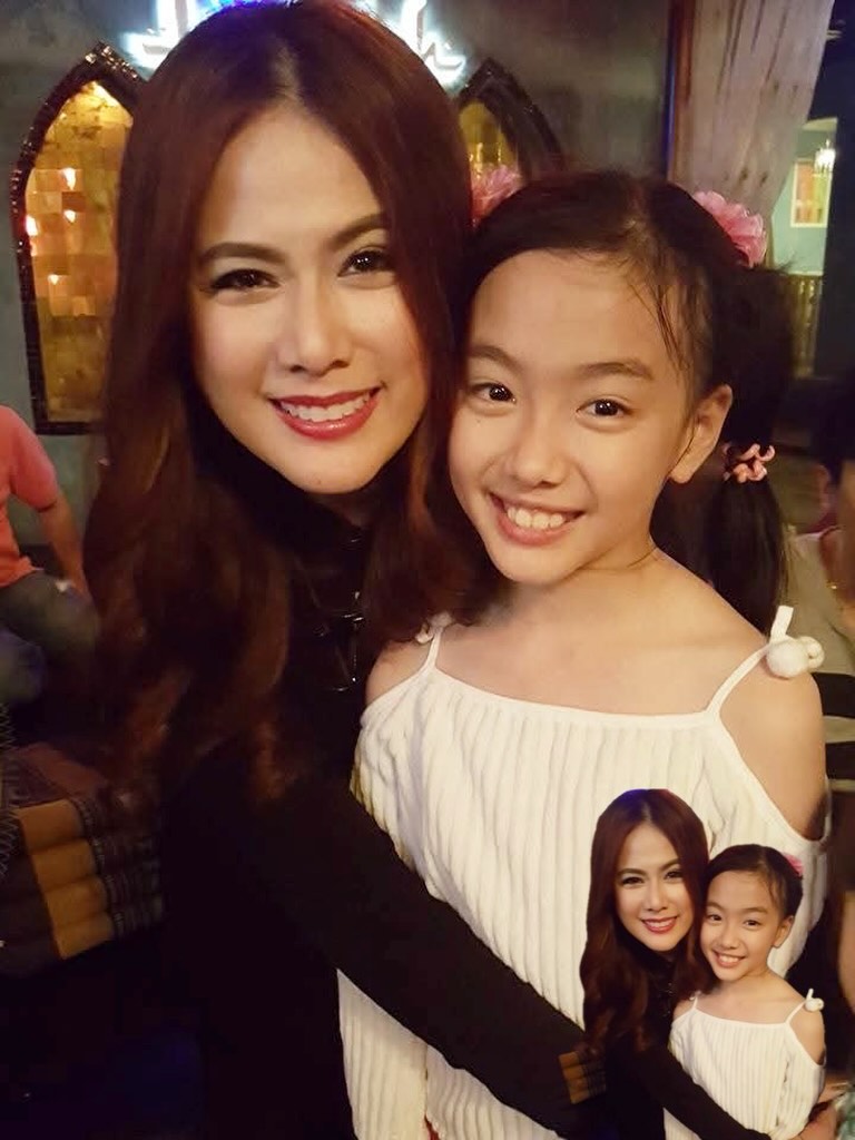 ติ๊ก - กัญญารัตน์ จิรรัชชกิจ
