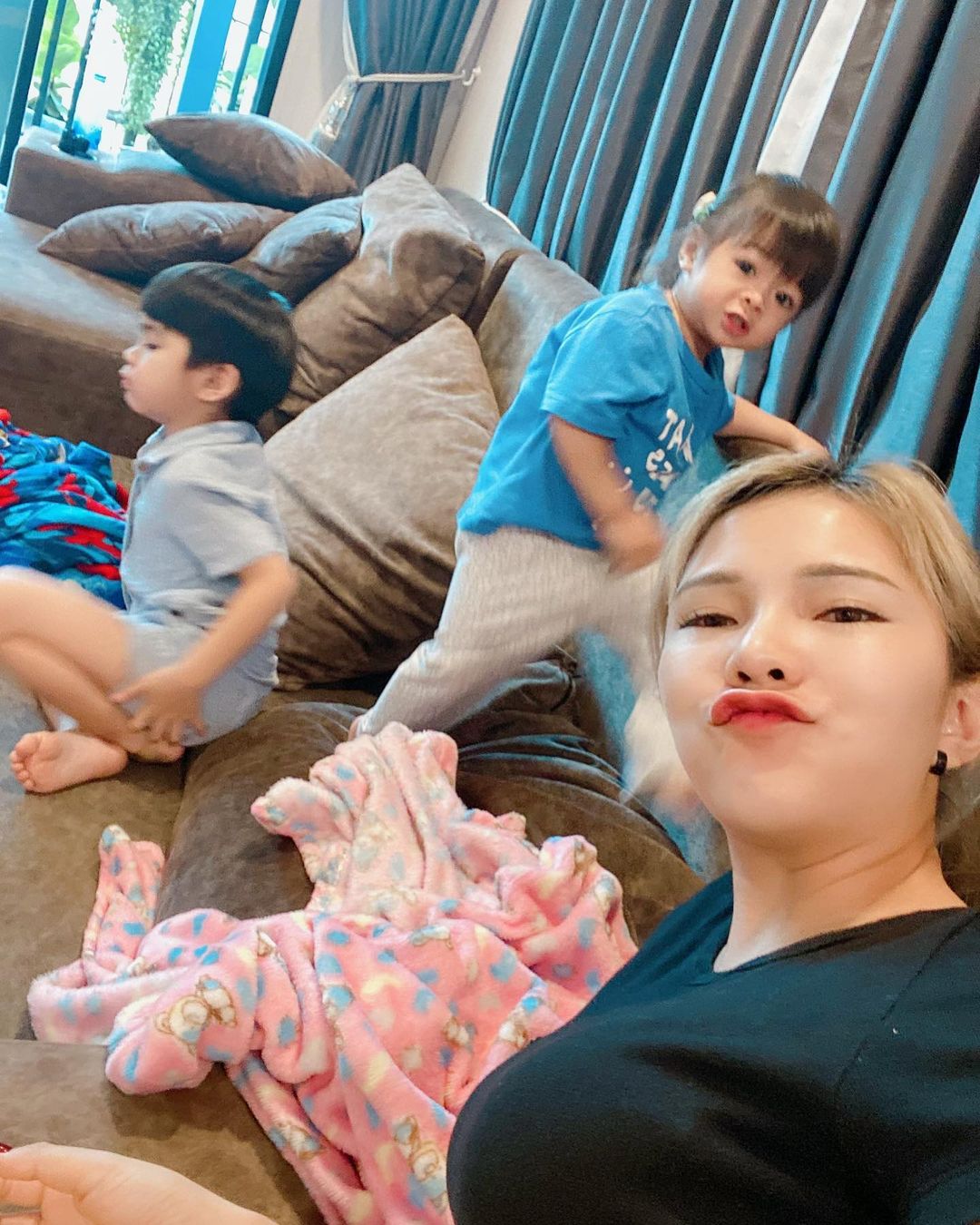 เบล - ขนิษฐา เบ้าหล่อเพชร