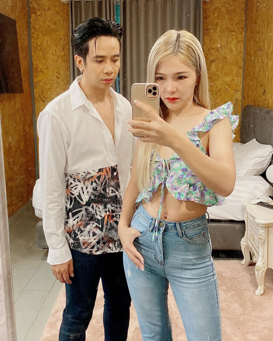 เบล - ขนิษฐา เบ้าหล่อเพชร