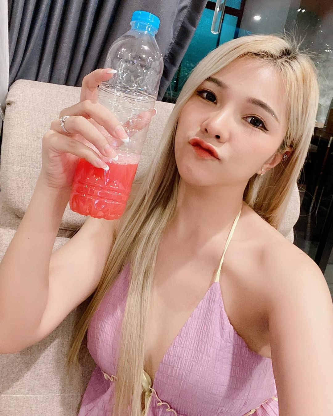 เบล - ขนิษฐา เบ้าหล่อเพชร