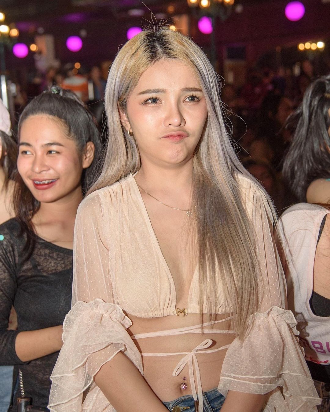 เบล - ขนิษฐา เบ้าหล่อเพชร