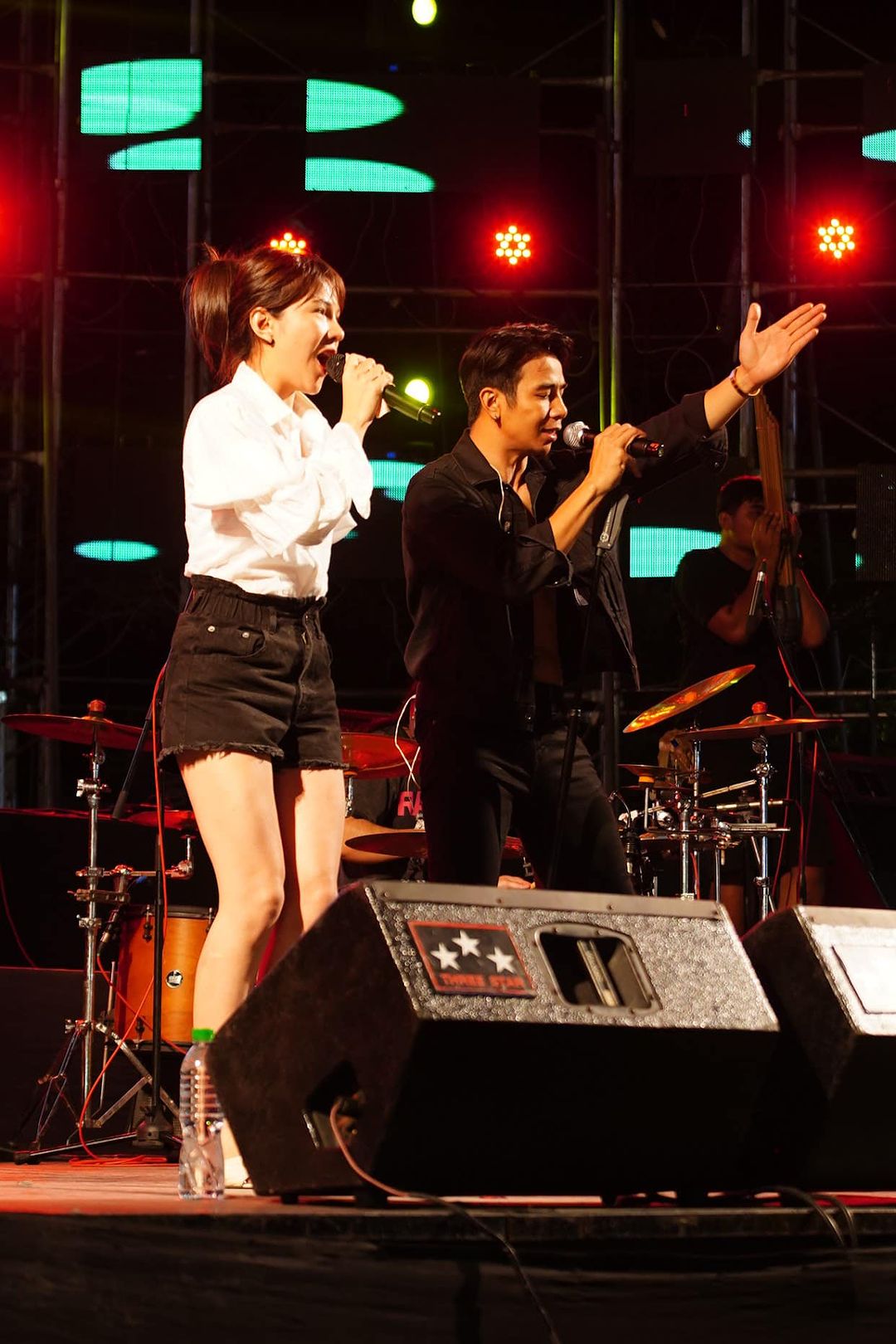 เบล - ขนิษฐา เบ้าหล่อเพชร