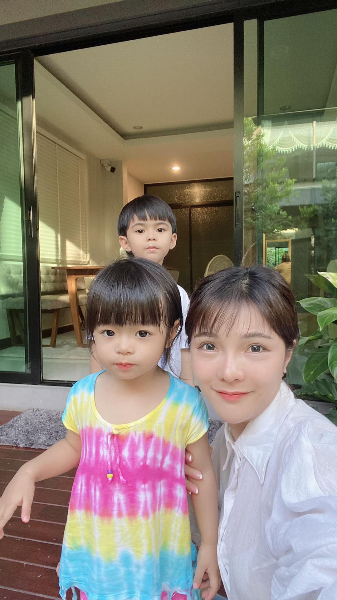 เบล - ขนิษฐา เบ้าหล่อเพชร