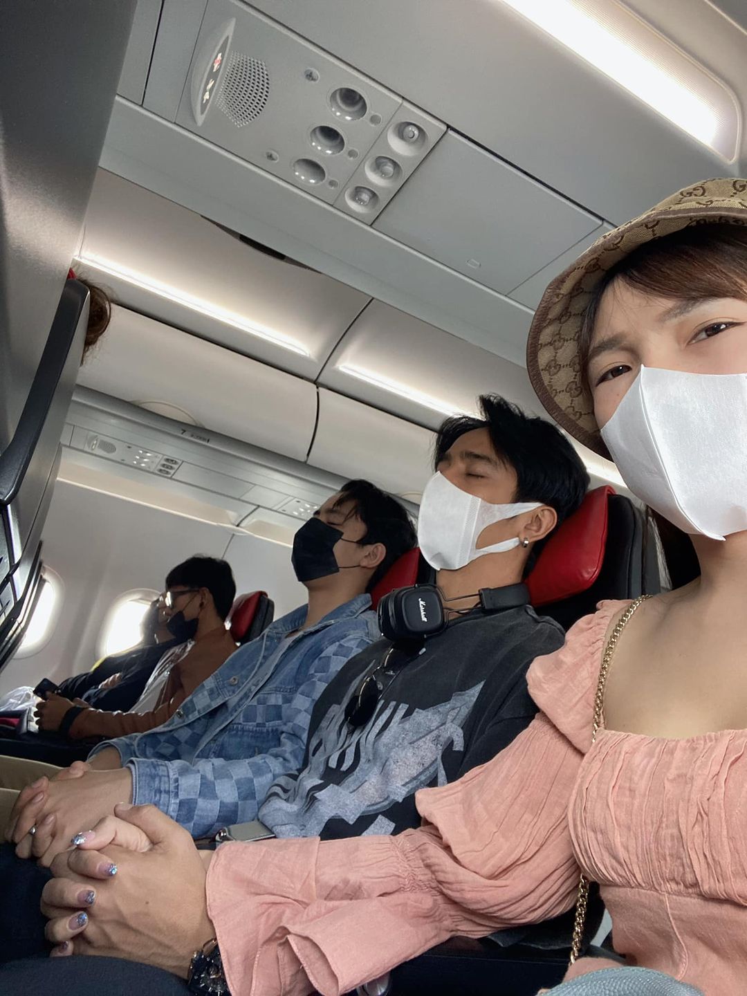 เบล - ขนิษฐา เบ้าหล่อเพชร