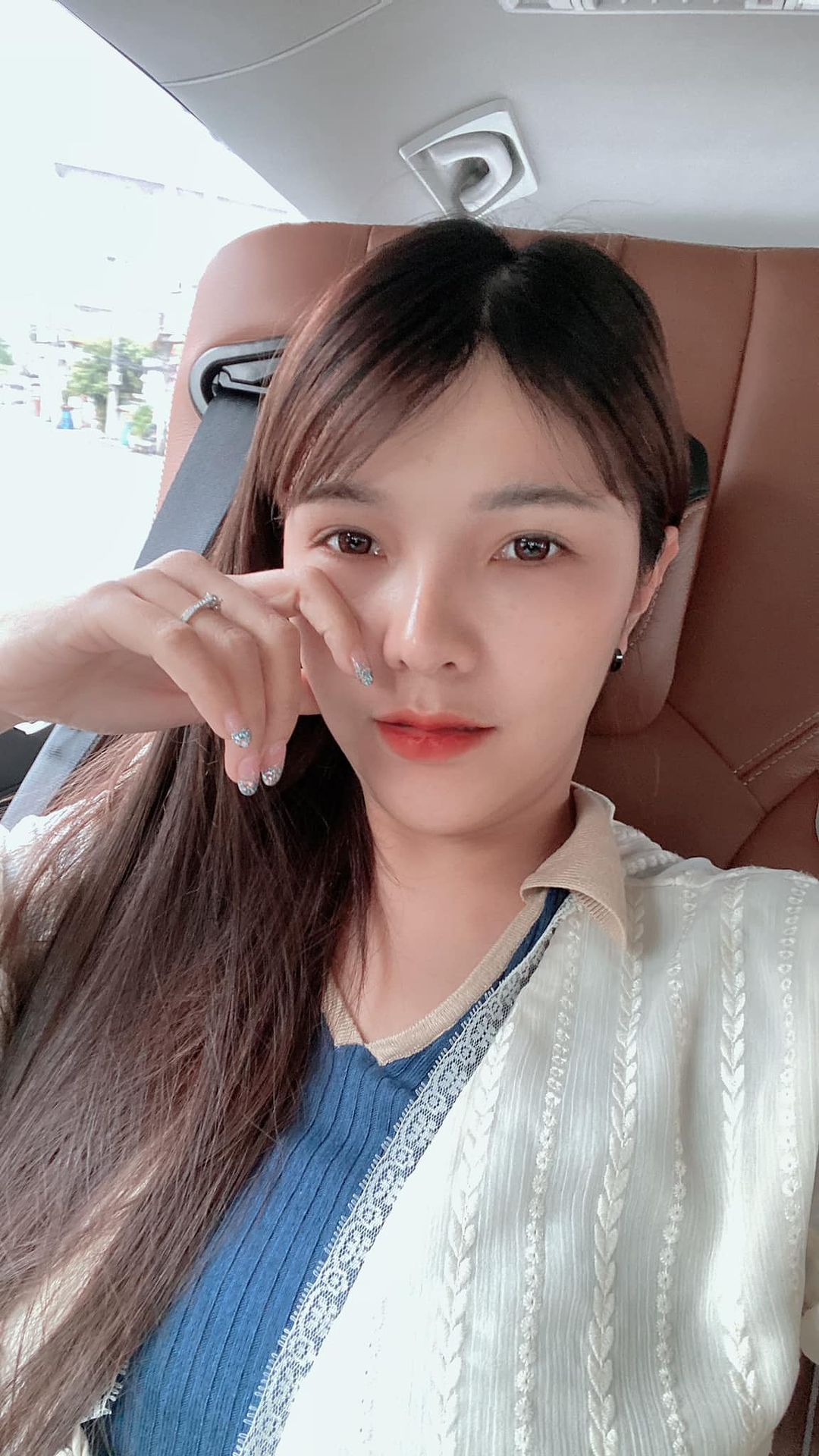 เบล - ขนิษฐา เบ้าหล่อเพชร