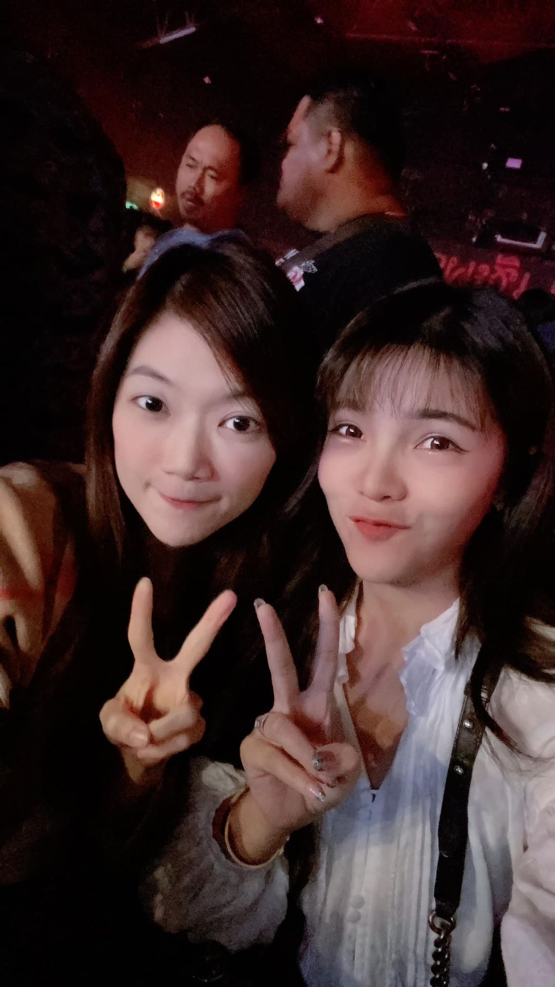 เบล - ขนิษฐา เบ้าหล่อเพชร