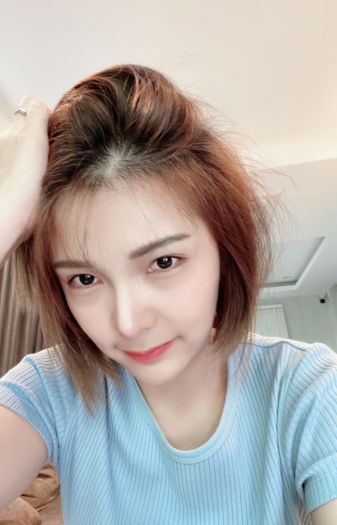 เบล - ขนิษฐา เบ้าหล่อเพชร