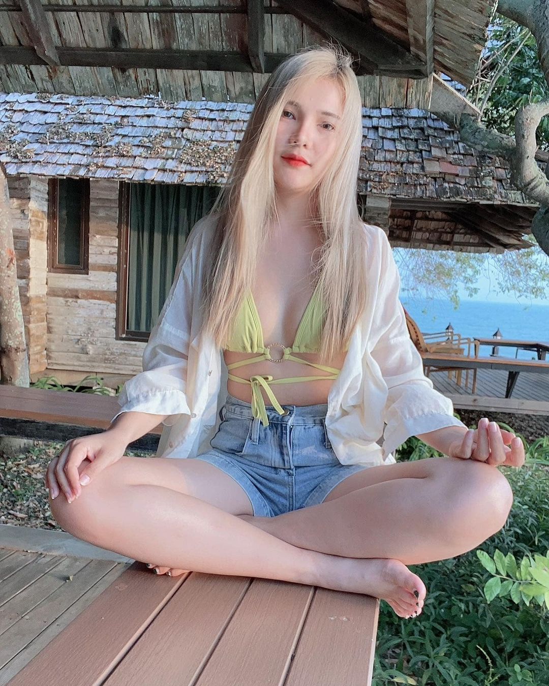 เบล - ขนิษฐา เบ้าหล่อเพชร