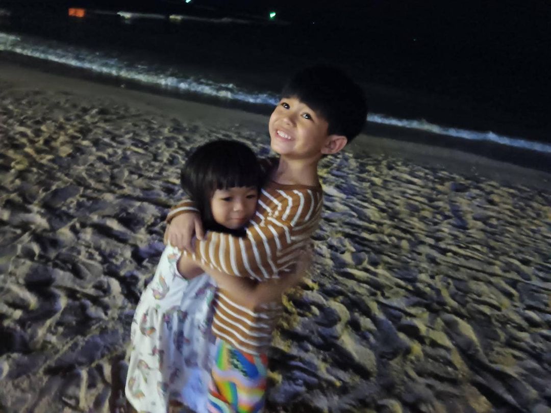 เบล - ขนิษฐา เบ้าหล่อเพชร