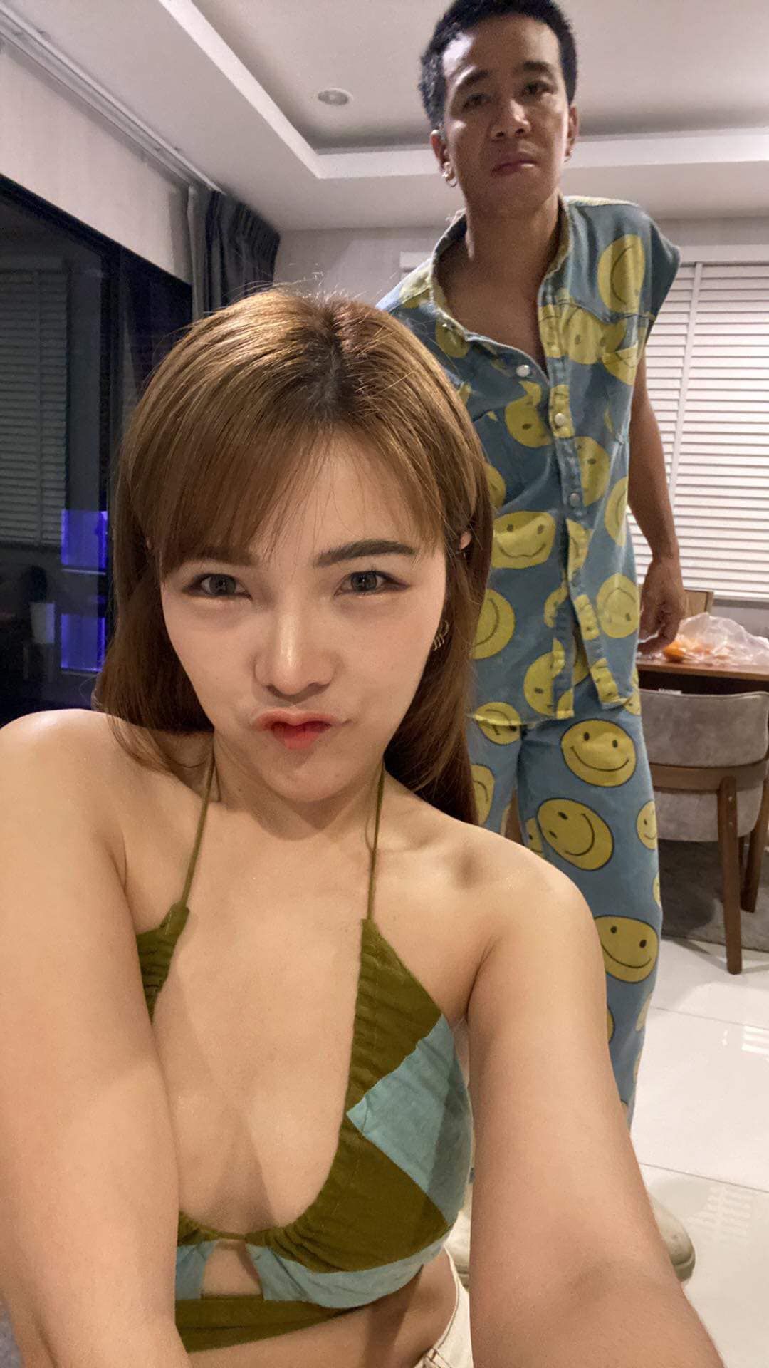 เบล - ขนิษฐา เบ้าหล่อเพชร