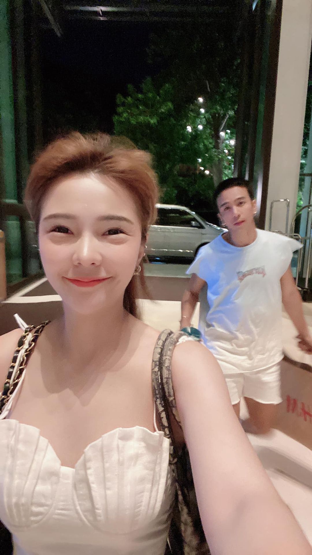 เบล - ขนิษฐา เบ้าหล่อเพชร