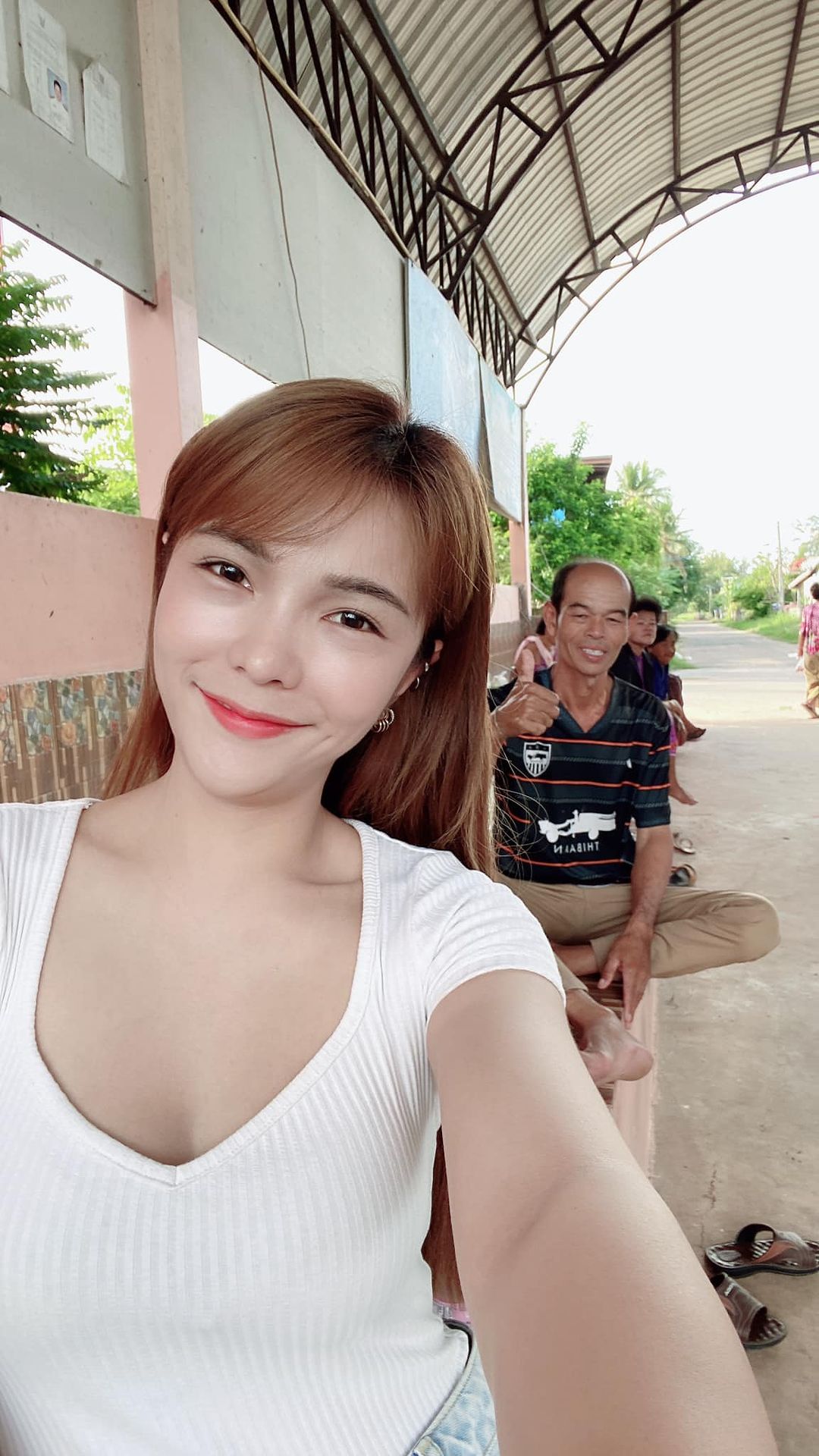 เบล - ขนิษฐา เบ้าหล่อเพชร