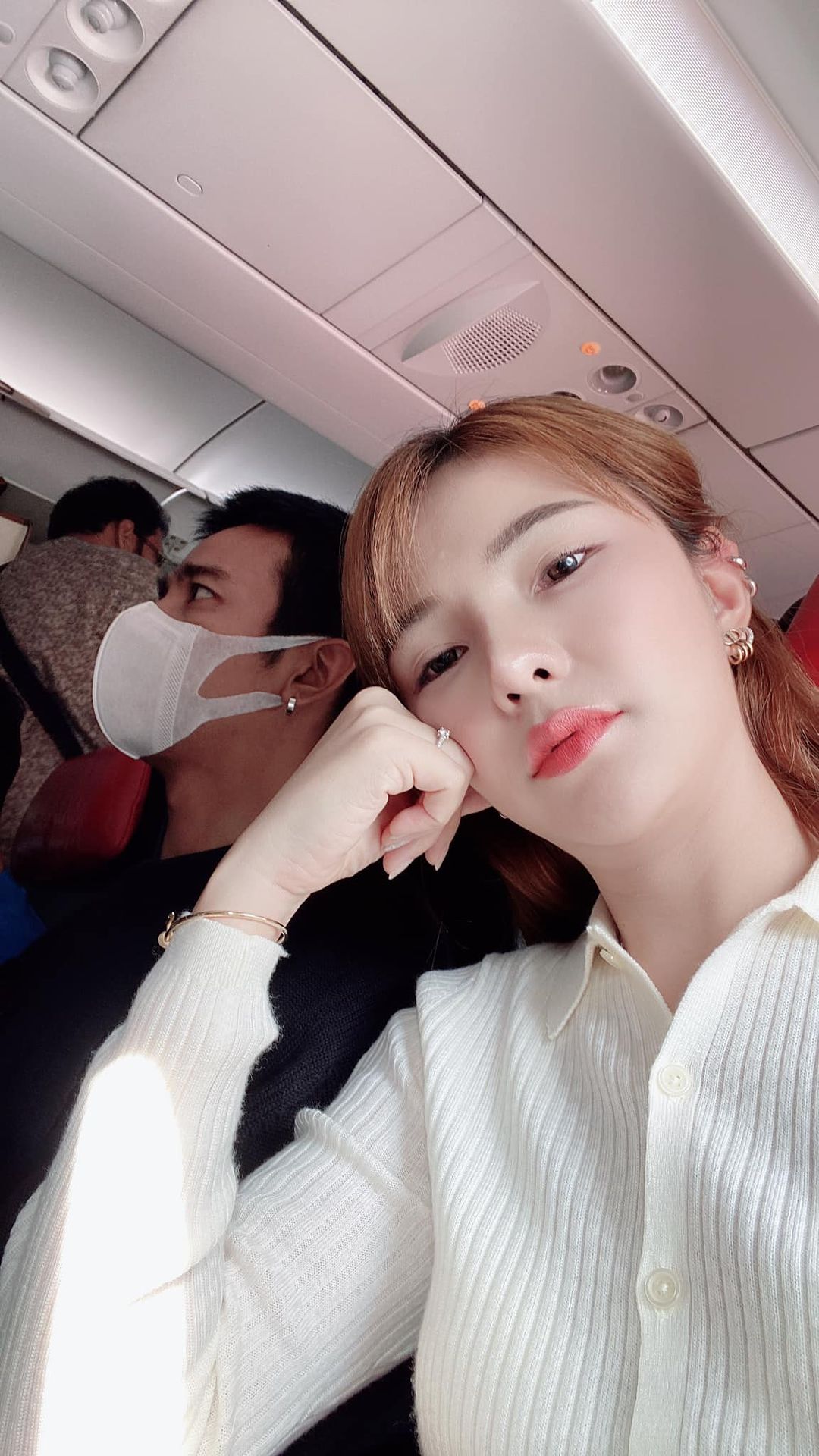 เบล - ขนิษฐา เบ้าหล่อเพชร