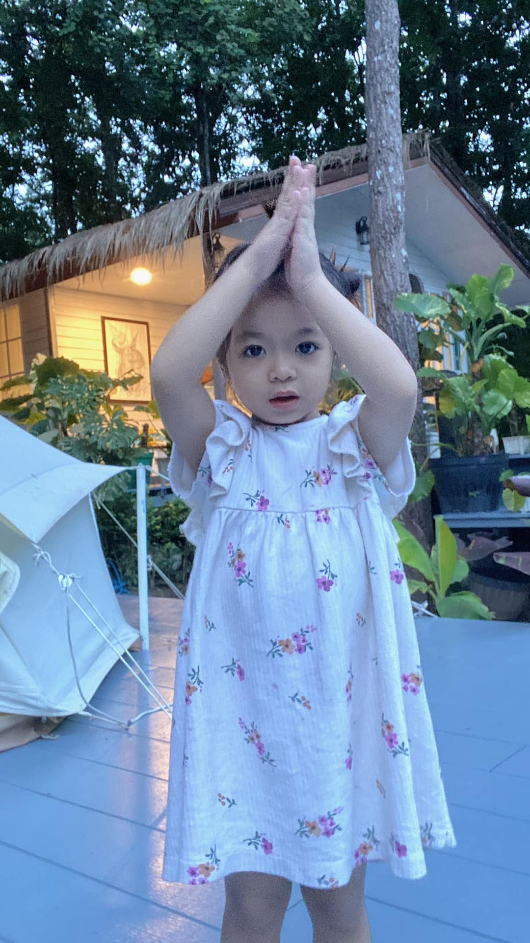 เบล - ขนิษฐา เบ้าหล่อเพชร