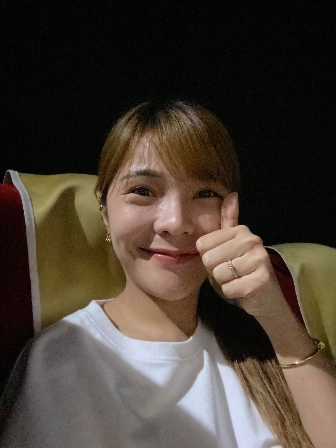 เบล - ขนิษฐา เบ้าหล่อเพชร