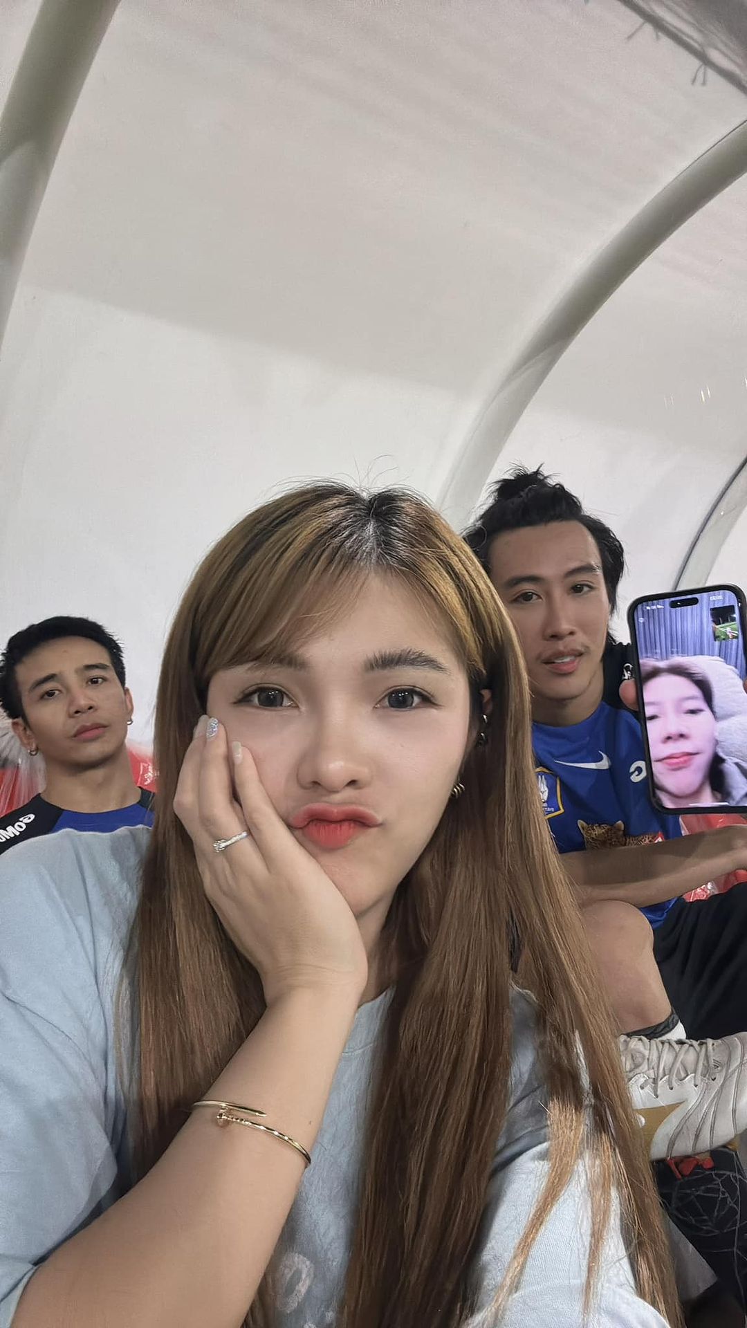 เบล - ขนิษฐา เบ้าหล่อเพชร