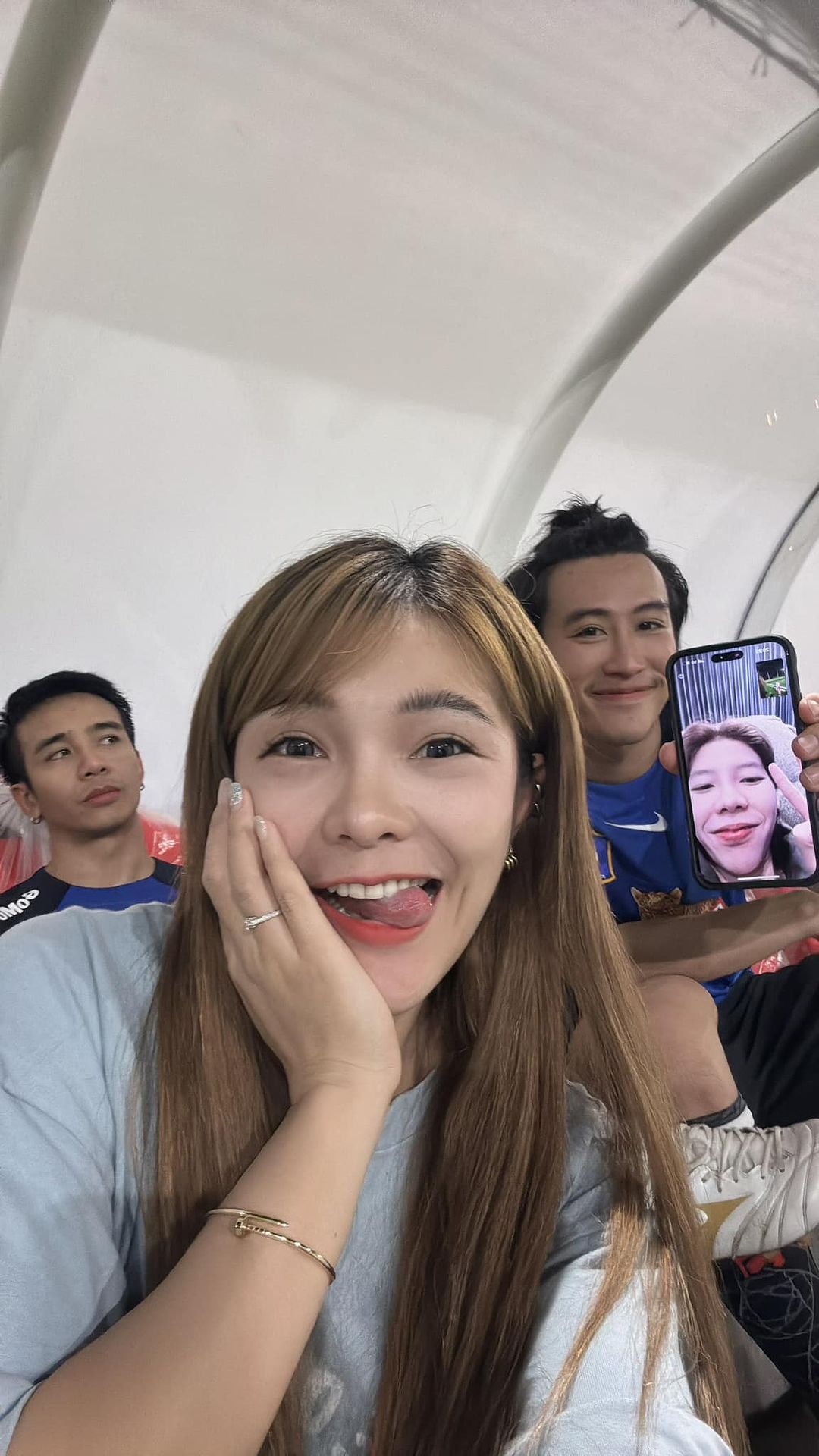 เบล - ขนิษฐา เบ้าหล่อเพชร