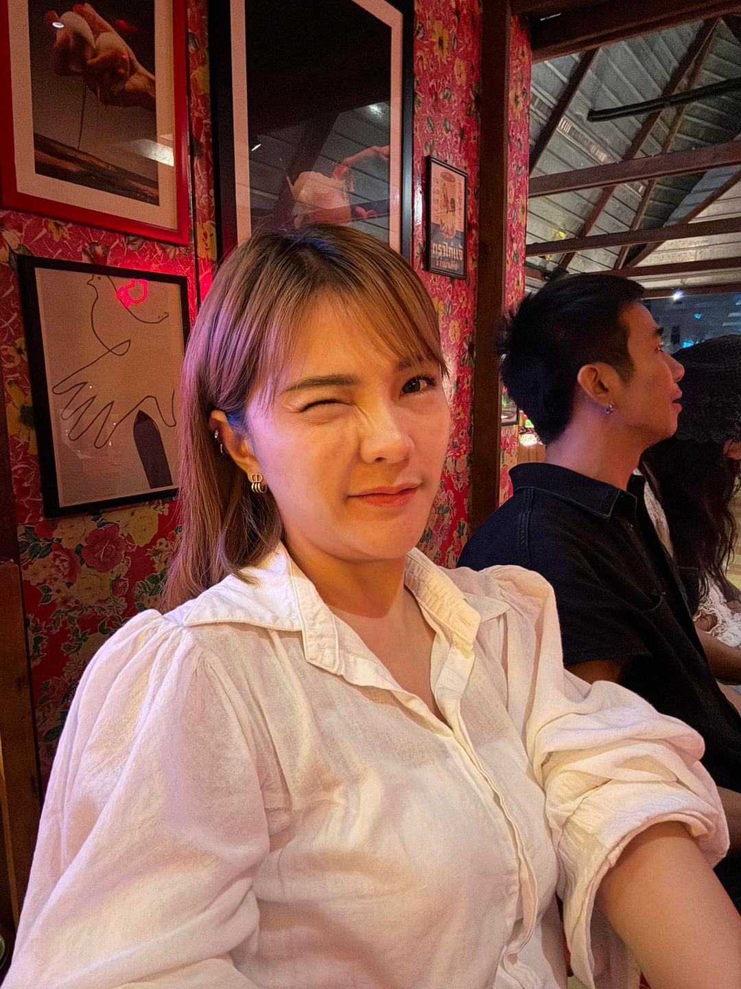 เบล - ขนิษฐา เบ้าหล่อเพชร