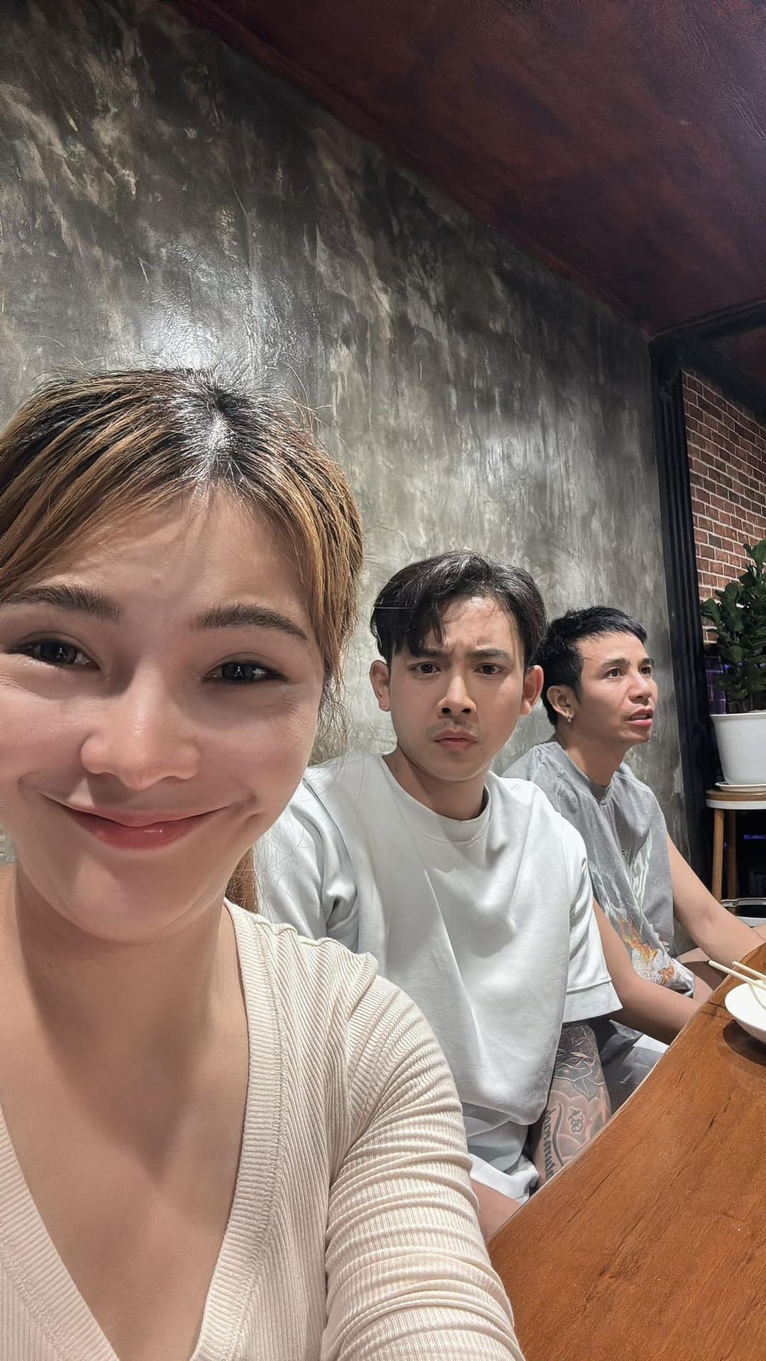 เบล - ขนิษฐา เบ้าหล่อเพชร