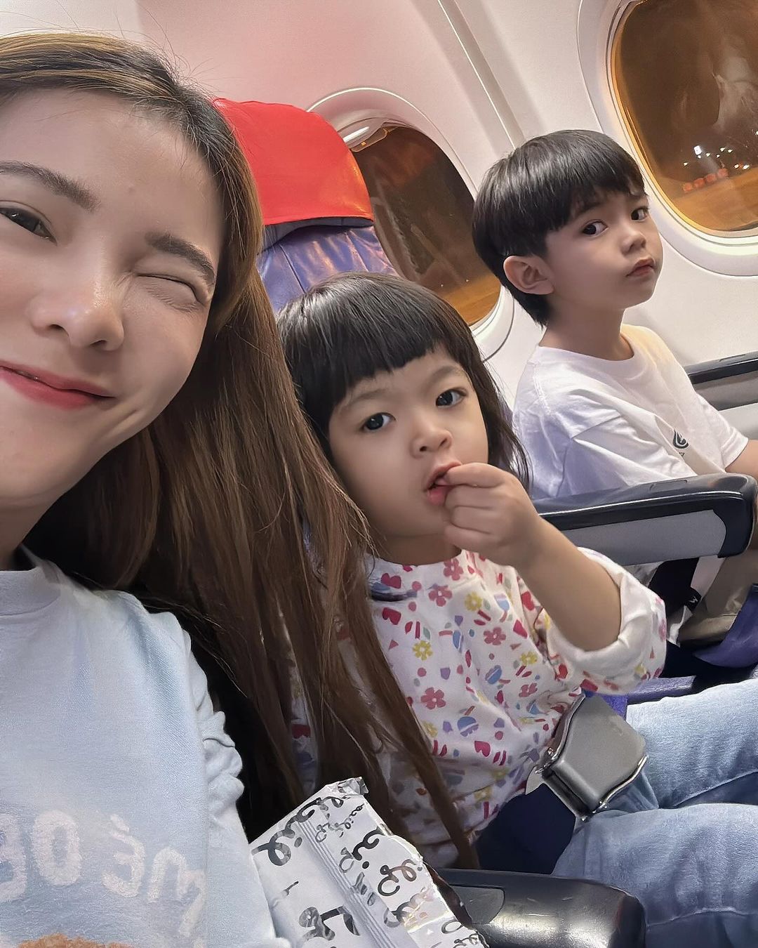 เบล - ขนิษฐา เบ้าหล่อเพชร