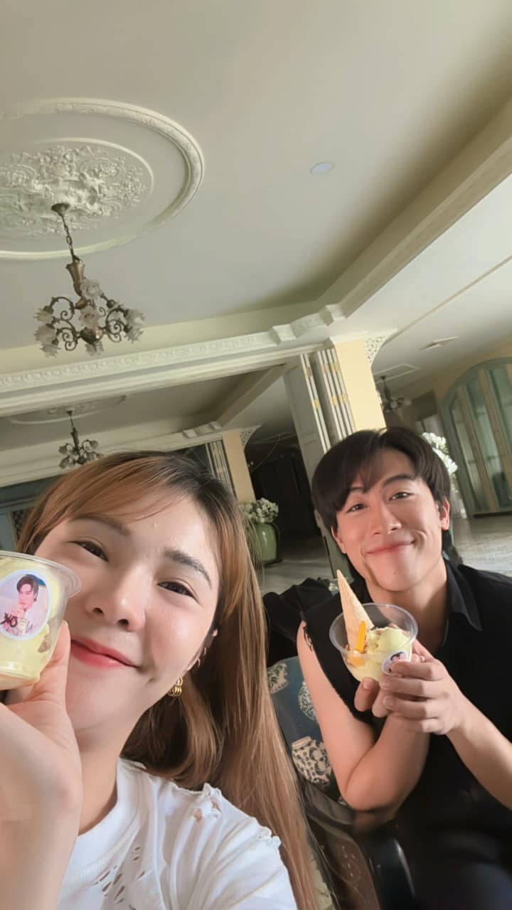 เบล - ขนิษฐา เบ้าหล่อเพชร