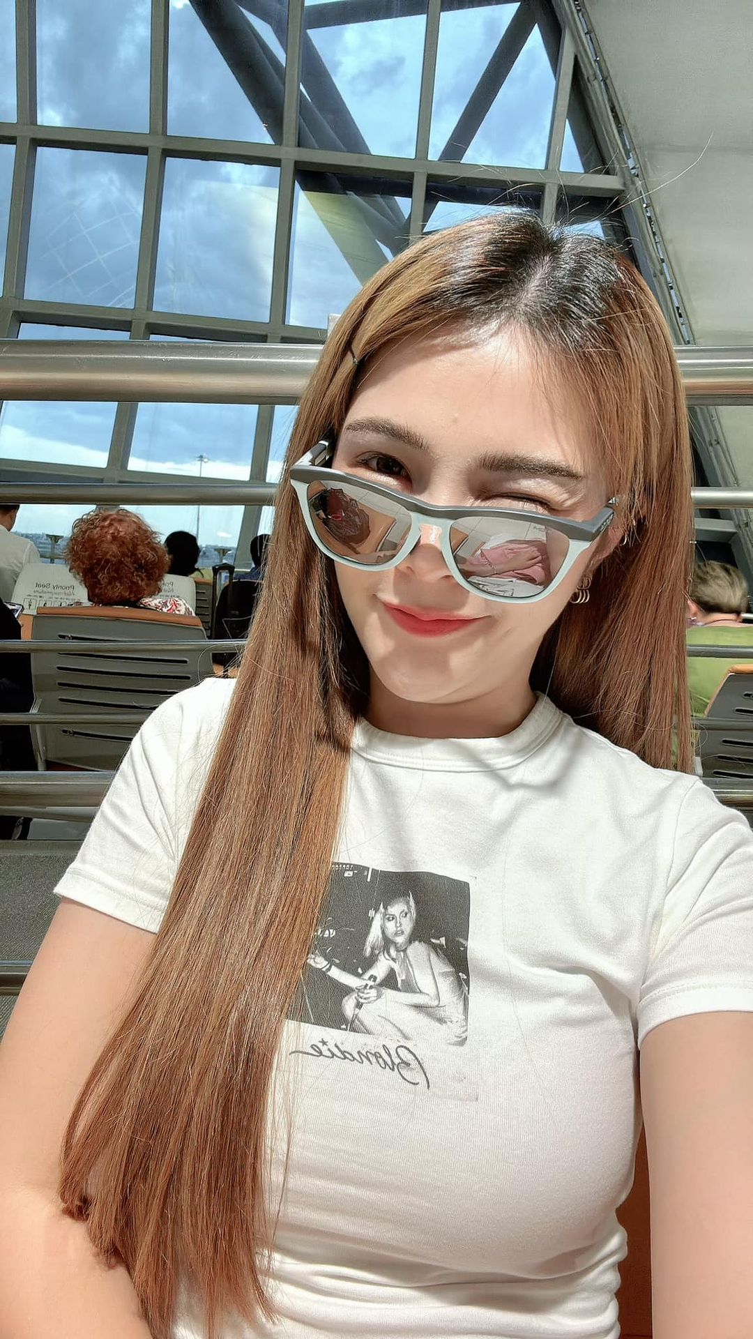 เบล - ขนิษฐา เบ้าหล่อเพชร