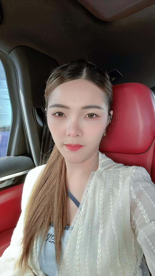 เบล - ขนิษฐา เบ้าหล่อเพชร