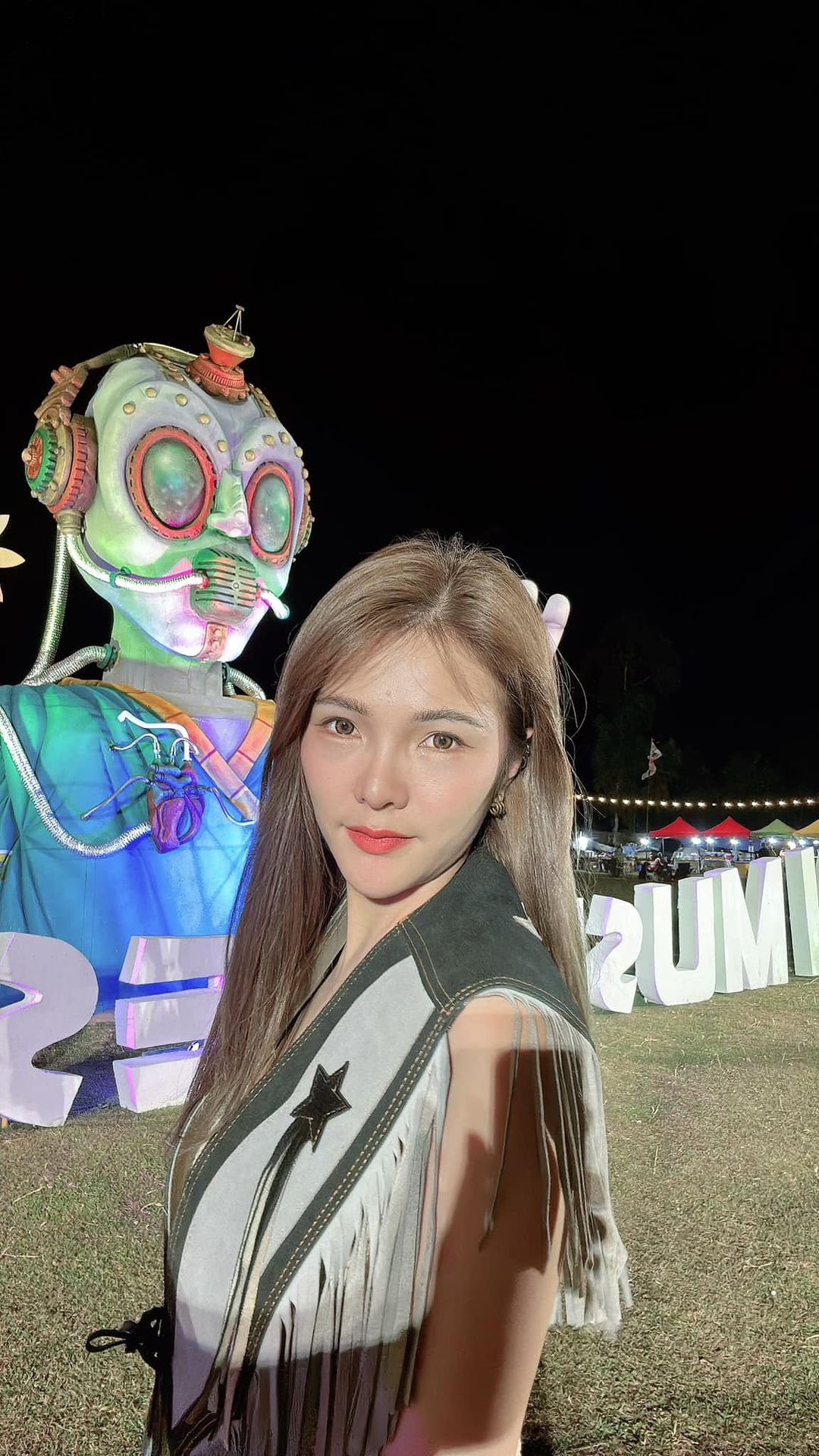 เบล - ขนิษฐา เบ้าหล่อเพชร