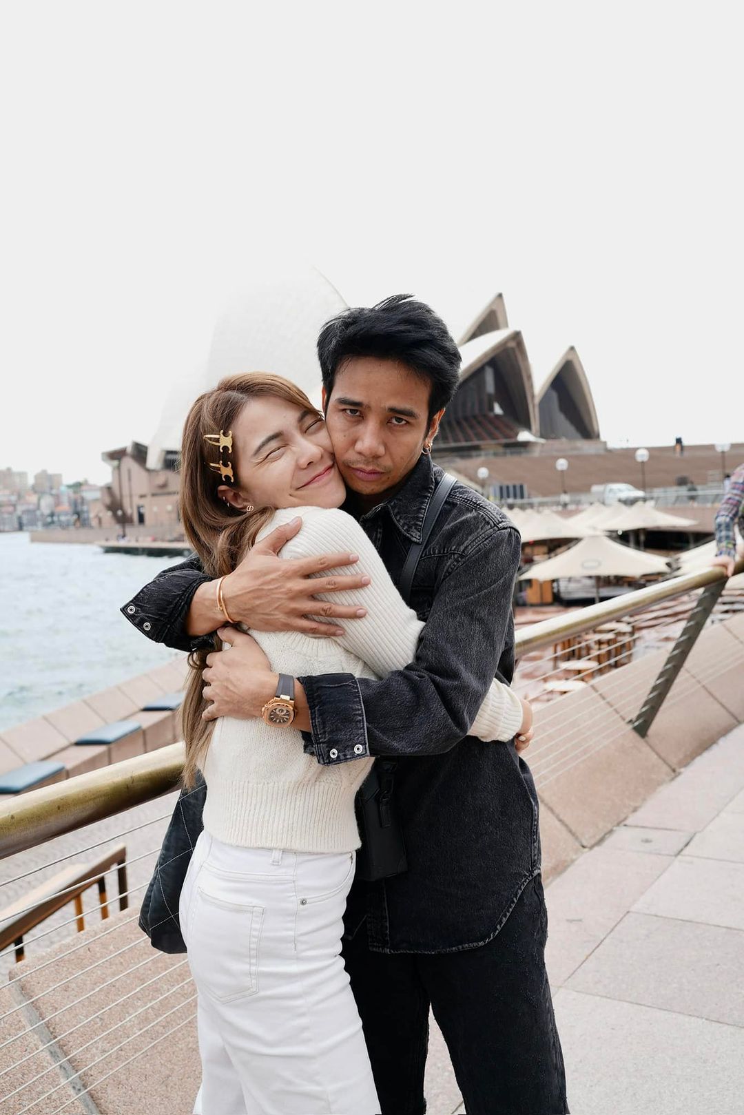 เบล - ขนิษฐา เบ้าหล่อเพชร