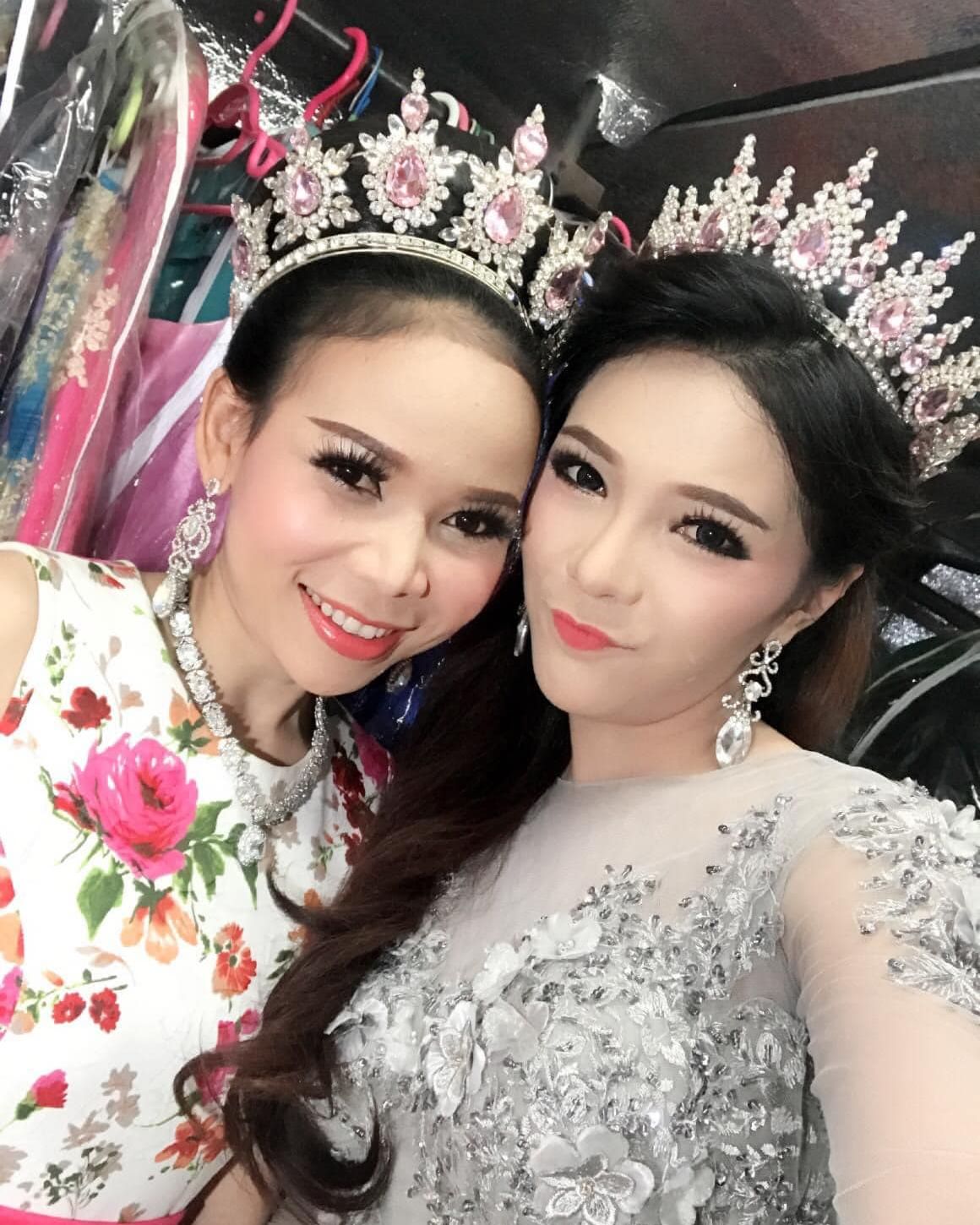 เบล - ขนิษฐา เบ้าหล่อเพชร