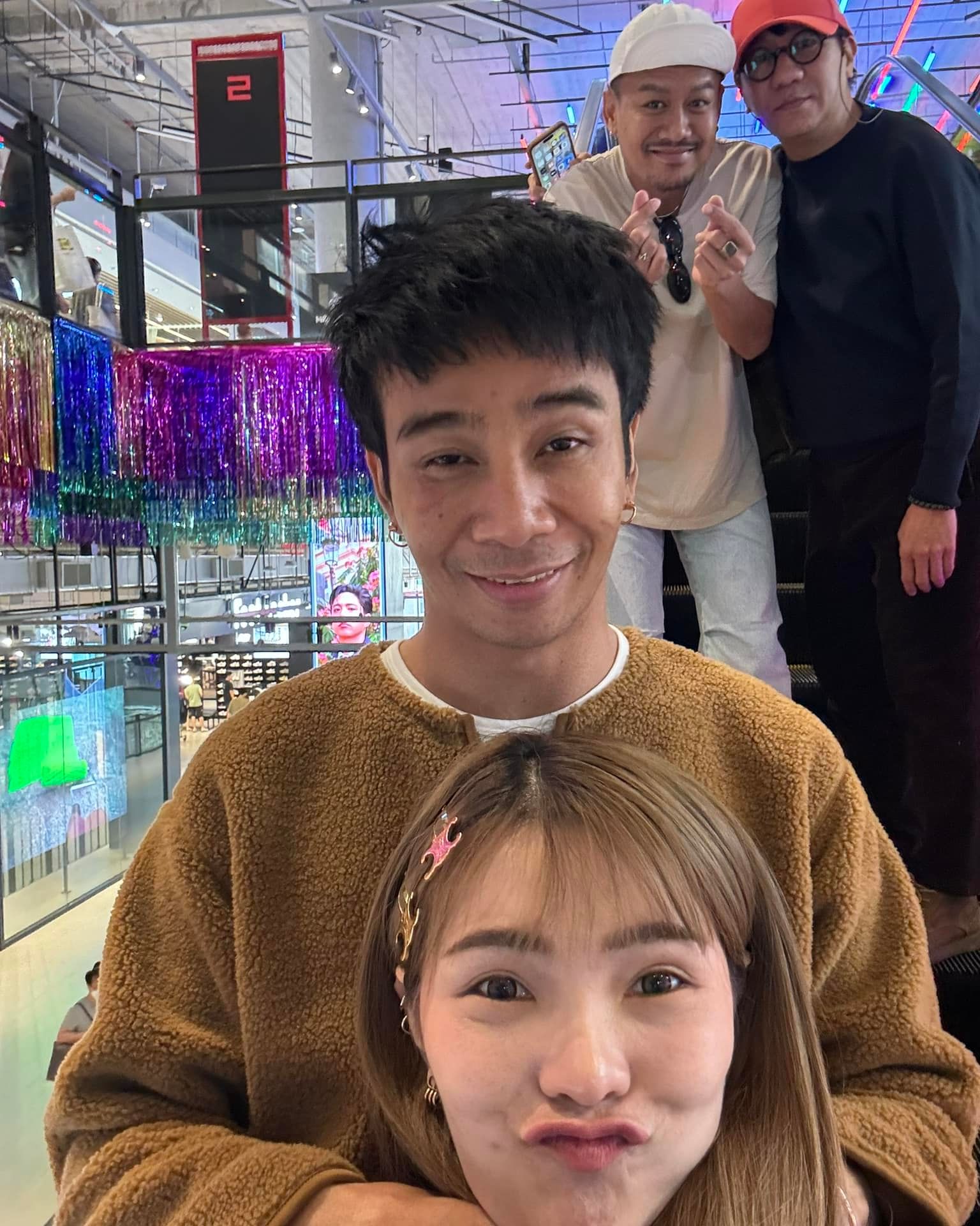 เบล - ขนิษฐา เบ้าหล่อเพชร