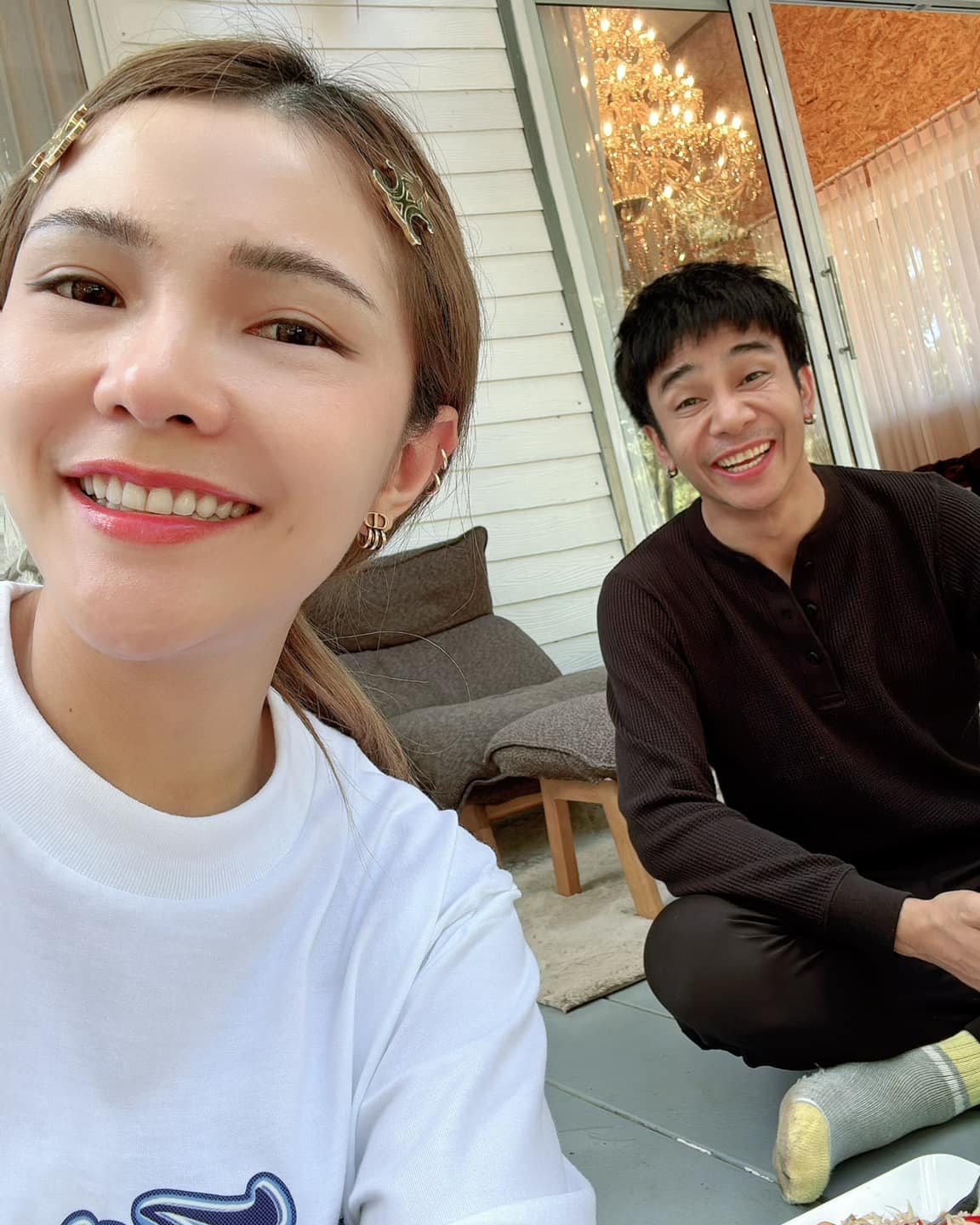เบล - ขนิษฐา เบ้าหล่อเพชร