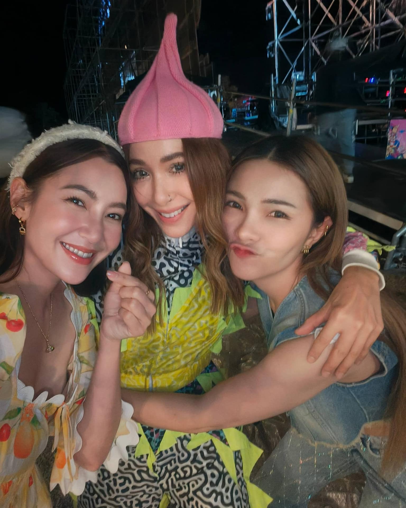 เบล - ขนิษฐา เบ้าหล่อเพชร